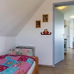 Daire Apartments, *